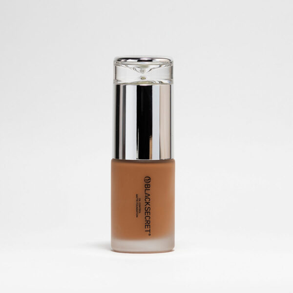 Matte Foundation - Image 5